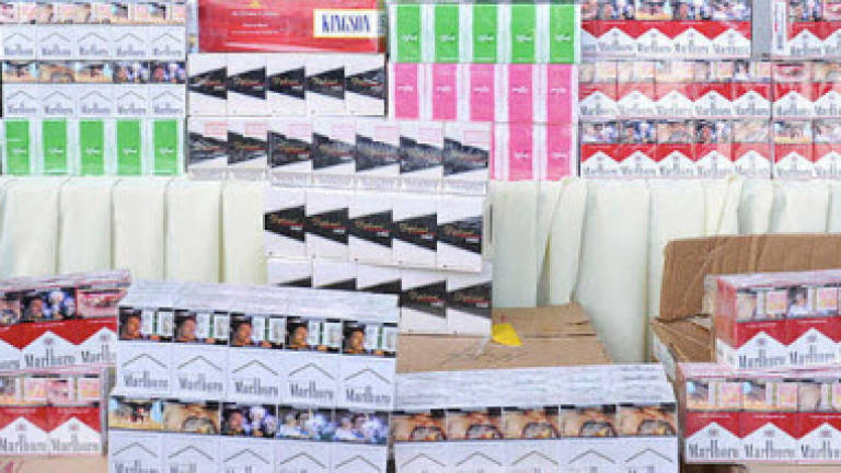 KLIA customs cripple cigarette, chewing tobacco smuggling bid