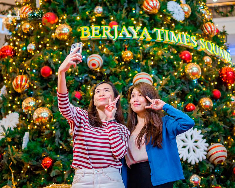 $!Once Upon A Christmas Town @ Berjaya Times Square Kuala Lumpur