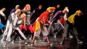 Musical theatre is a genre that applies stylistic and uses physical theater, still images, and ensemble acting. – 123RF