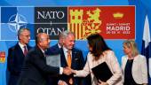 File photo: Turkish Foreign Minister Mevlut Cavusoglu shakes hands with Sweden's Foreign Minister Ann Linde next to Finnish Foreign Minister Pekka Haavisto , Sweden's Prime Minister Magdalena Andersson and NATO Secretary General Jens Stoltenberg after signing a document during a NATO summit in Madrid, Spain, June 28, 2022. REUTERSpix