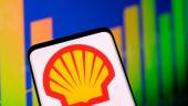 Shell’s logo and a stock graph are seen in this illustration. Shell’s strong results reflect higher energy prices and refining margins, as well as strong gas and power trading. – Reuterspix