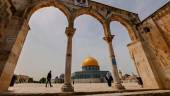 Pemandangan umum menunjukkan masjid Dome of Rock di perkarangan Masjid Al-Aqsa Jerusalem pada 18 April 2022. fotoAFP