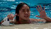KUALA LUMPUR, 23 Sept - Johor’s swimmer Rouxin Tan succeeds in achieving the gold medal in the female category of the 100 meter back stroke final competition at the 20th Malaysia Games (Sukma) 2022 at Bukit Jalil National Aquatic Centre - BERNAMAPIX