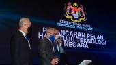 KUALA LUMPUR, 9 August -- Science, Technology and Innovation Minister Datuk Seri Dr Adham Baba (second, left) launched the National Technology Roadmap at a hotel today. BERNAMAPIX