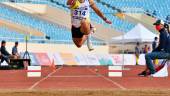 HANOI, 17 Mei -- Atlet Lompat Kijang Lelaki negara Andre Anura Anuar beraksi cemerlang untuk memenangi pingat Emas pada Sukan SEA ke-31, di My Dinh National Stadium, Hanoi hari ini. fotoBERNAMA