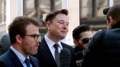 FILE PHOTO: Tesla CEO Elon Musk arrives at Manhattan federal court for a hearing on his fraud settlement with the Securities and Exchange Commission (SEC) in New York City, U.S., April 4, 2019. REUTERSPIX