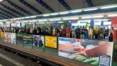 Perkhidmatan LRT Laluan Kelana Jaya tergendala bermula pukul 4.36 petang semalam disebabkan sebuah tren terkandas di stesen LRT KL Sentral. Kredit: Twitter/XiaRiYangMei