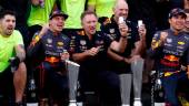 Red Bull's Max Verstappen (2nd left) and Sergio Perez (right) celebrate finishing first and second with team principal Christian Horner (centre) and the Red Bull team after the F1 Spanish Grand Prix at Circuit de Barcelona-Catalunya in Barcelona on May 22, 2022. – REUTERSPIX