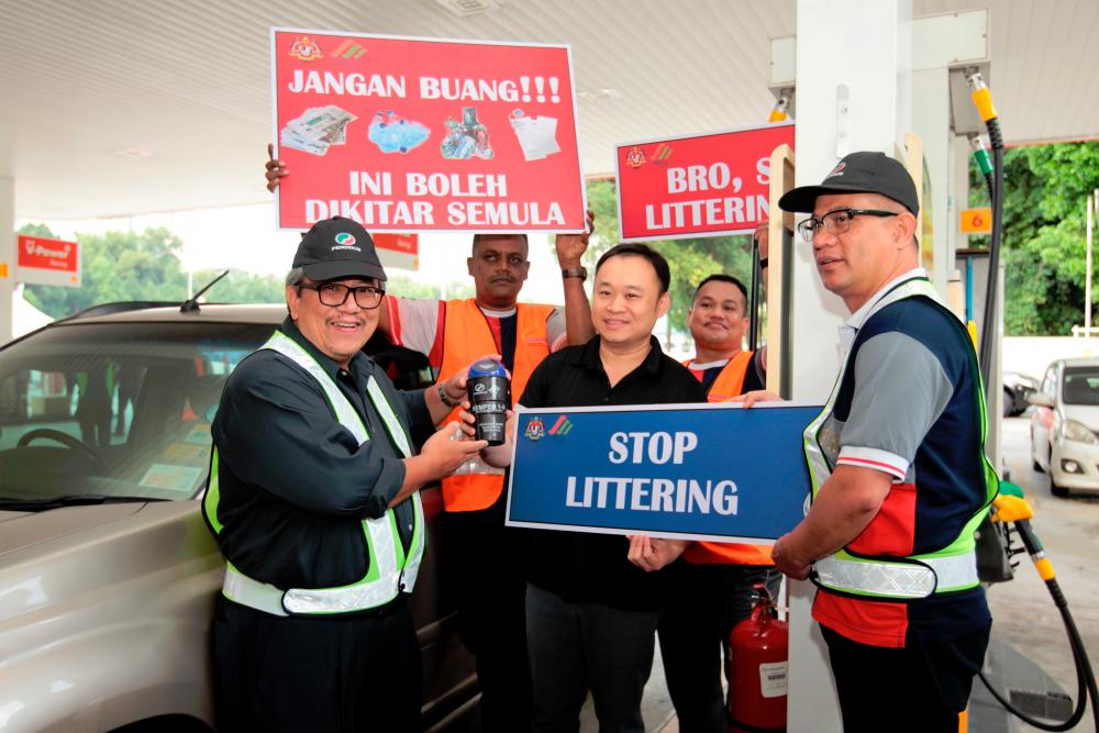 Perodua extends green initiatives to all Malaysians through anti-littering campaign