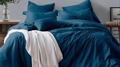 The GAIAS Bed Linen Signature Soft Cotton Sheet Set in Petrol Blue. – GAIAS