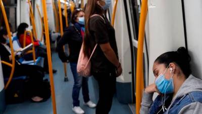 Spain lifts face mask rule for public transport