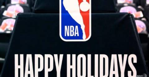 Le spectacle de Noël de la NBA se poursuit au milieu de la vague de Covid