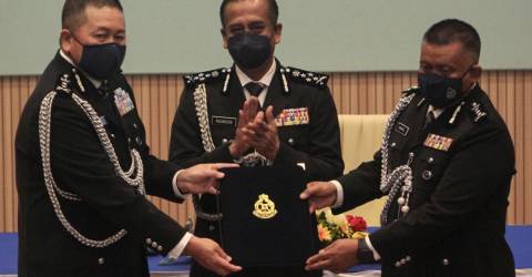 Johor sambut kepala polisi baru