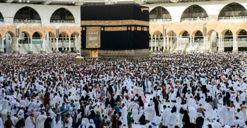 Arábia Saudita permitirá um milhão de peregrinos do hajj este ano