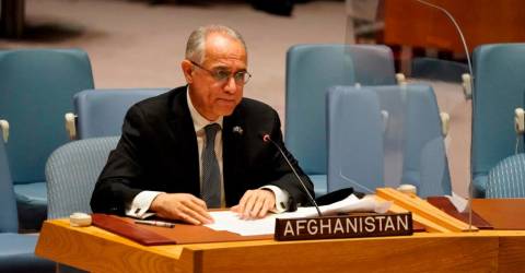 L’envoyé à l’ONU du gouvernement afghan déchu quitte son poste
