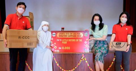 Toto lance la 35e campagne de dons CNY Ang Pow