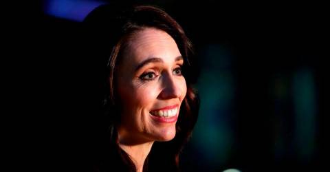Grateful Ardern makes last bow as New Zealand PM