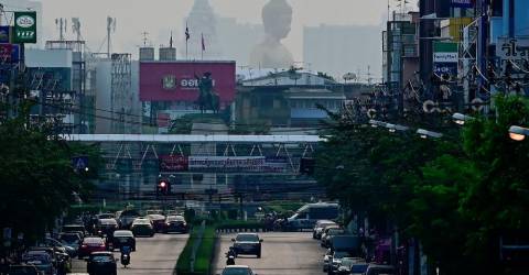 Zdravotné varovania, pretože znečistenie dusí Bangkok