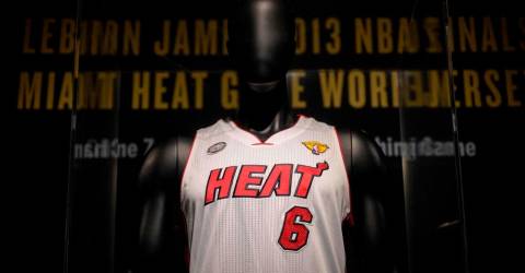 LeBron James jersey sells for whopping US$3.7 million