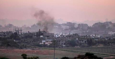 Israeli airstrikes kill, injure dozens in Gaza Strip