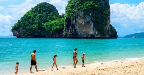 Les ministres de l’ASEAN conviennent de rouvrir le tourisme régional