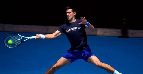 Kisah Djokovic membuat Australia Terbuka terperosok dalam ketidakpastian