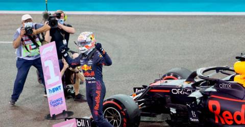 La pole à Abu Dhabi donne à Verstappen un avantage sur Hamilton