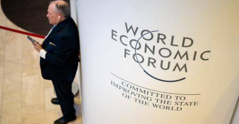 Elite Davos forum ‘sitting target’ of conspiracy theorists