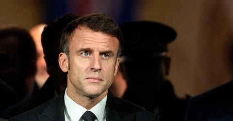 Macron opposes gender-neutral French writing