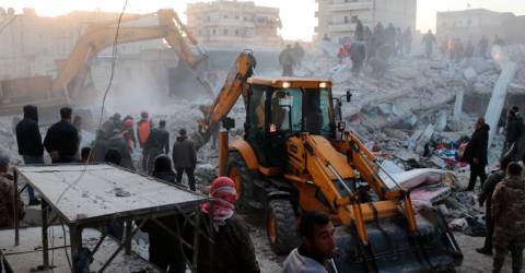 10 killed in building collapse in Syria’s second city