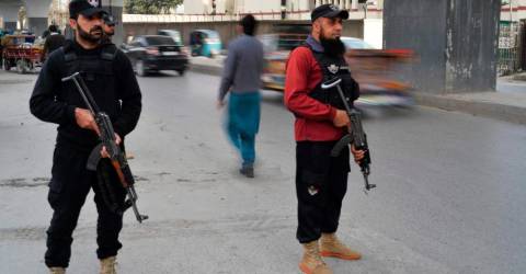 Pakistan mosque suicide bomber ‘was in police uniform’
