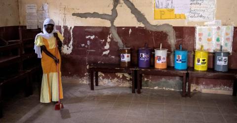 Les Gambiens votent à la première élection présidentielle depuis l’ère Jammeh
