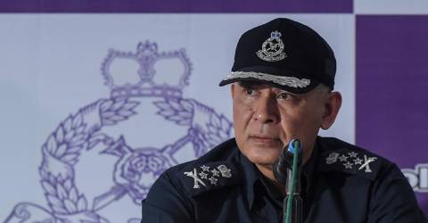 Pengawalan polisi untuk mantan PM dengan kasus pengadilan berakhir setelah banding habis
