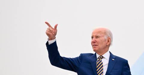 Biden, Republican leader clash – with US economy at stake