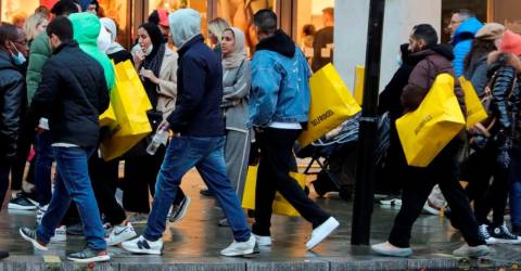 Les détaillants britanniques augmentent les prix en magasin pour la première fois depuis 2019