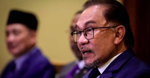 M’sia will not tolerate act of burning any religious book, text