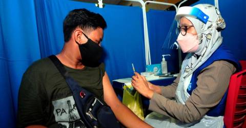86,6 pour cent de la population adolescente malaisienne est complètement vaccinée