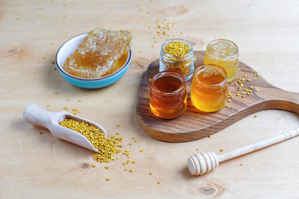 $!Honey’s sugars function as natural humectants, reducing skin dryness. – FREEPIK