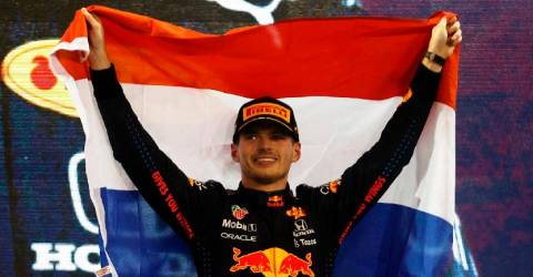 Verstappen ravi de remporter le titre « insensé »