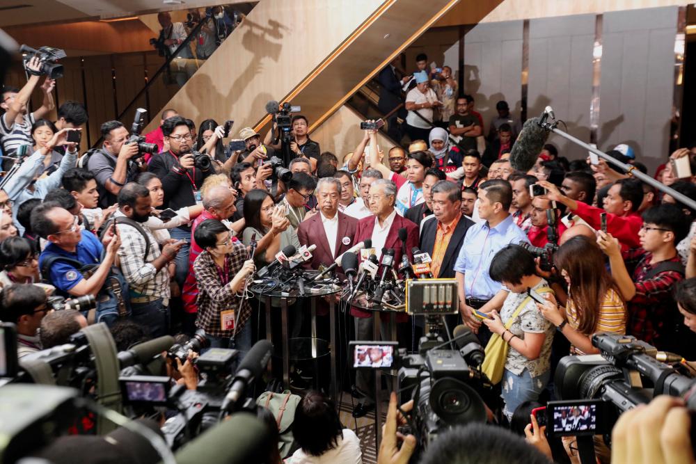 PH chairman Tun Dr Mahathir Mohamad, 93, and other Pakatan Harapan leaders at a news conference after the 14th General Election in Sheraton Hotel, Petaling Jaya on May 9, 2019. — Sunpix by Zulfadhli Zaki