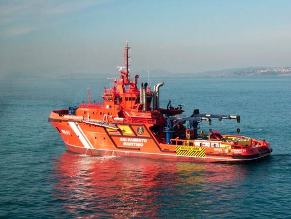 Spain’s Salvamento Maritimo coastguard boat (Source: @salvamentogob/TWITTERPIX)