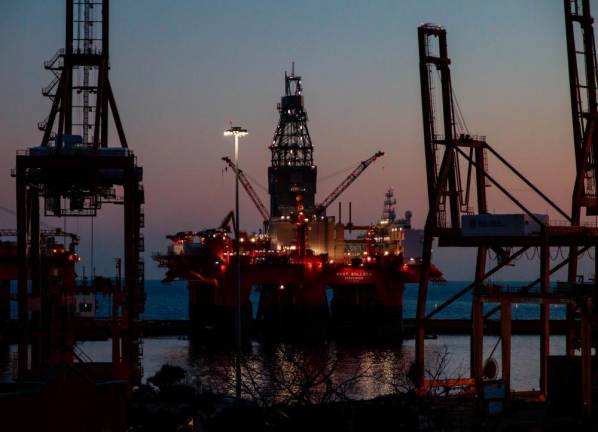 G7 coalition agrees $60 per barrel price cap for Russian oil