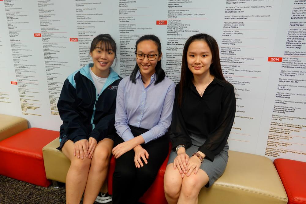 Kua Pei Xin, Crystal Lum Lee Ji and Soh Hui Yun were the recipients of the UQ-HELP Scholarship in July 2020. They will be completing their Bachelor of Commerce at UQ soon.