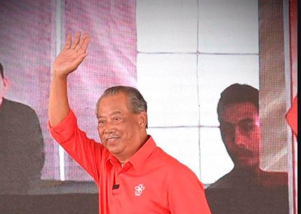 Pix taken from Muhyiddin Yassin official page