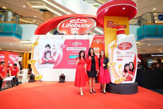 From left: Watsons Malaysia managing director Caryn Loh, Unilever Malaysia head and Malaysia, Singapore and Thailand personal care lead Lenny Chuah, and Unilever Malaysia Malaysia-Singapore head of customer business development Maggie Tay officiating the event.