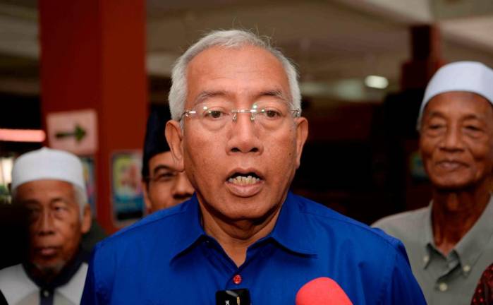 Voters should support a party offering realistic manifesto: Mahdzir