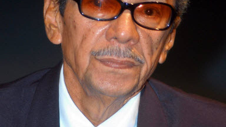 Veteran actor Mustapha Maarof dies
