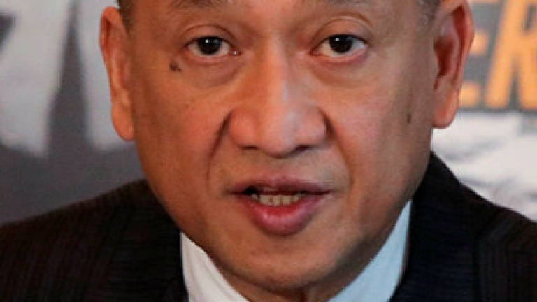 Nazri: Malaysia targets 8m Chinese tourists by 2020