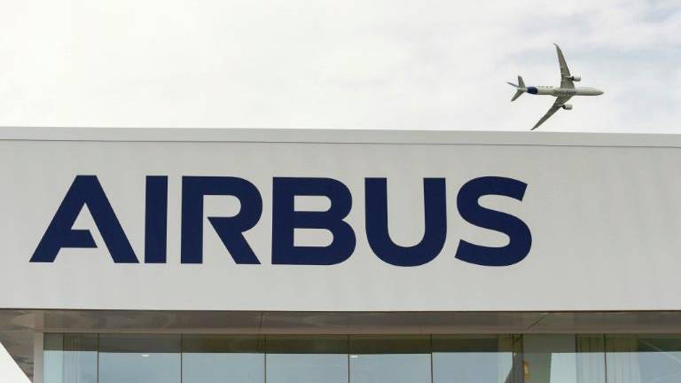 Airbus deliveries rose 8% from the 2021 level but lagged the company’s earlier targets. – AFPPIX