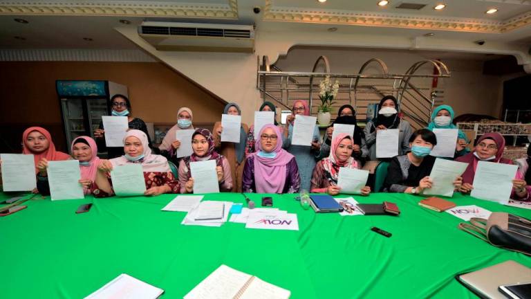 50 pimpinan wanita PKR Johor isytihar keluar parti